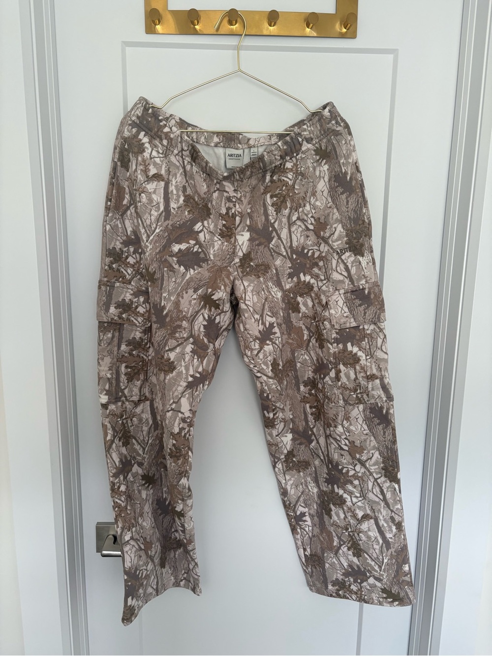 Aritzia Brown & Cream Camouflage Track Joggers